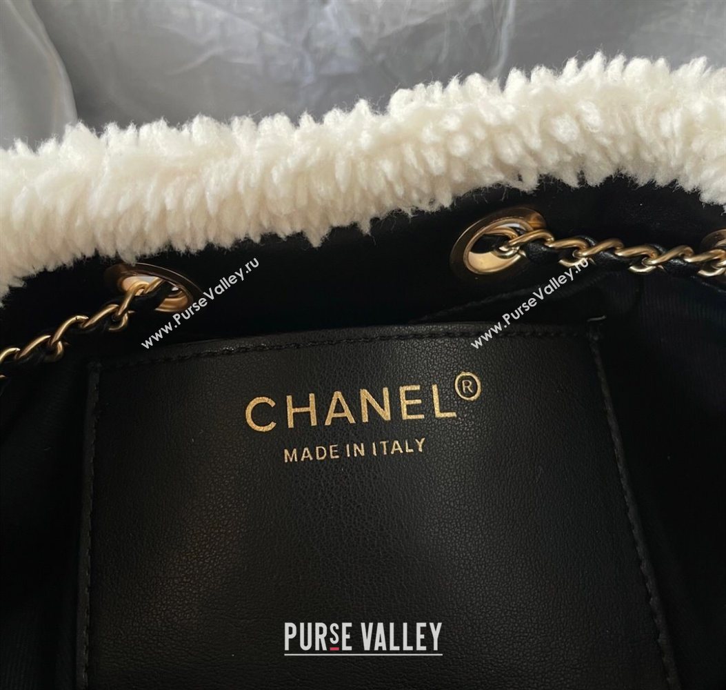 Chanel Quilted Calfskin 25 Small Handbag with Furry Charm AS5293 Black/Gold 2025 (yezi-251011002)