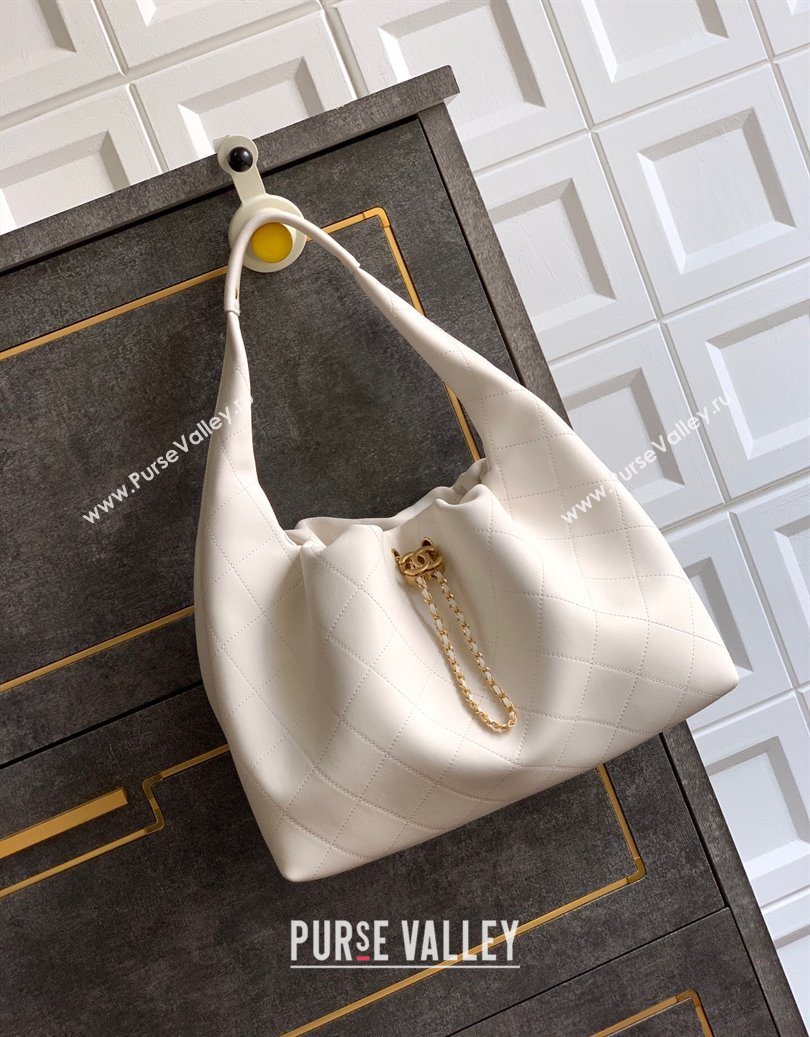 Chanel Quilted Soft Leather Hobo Bag White 2025 CH101101 (yezi-251011007)
