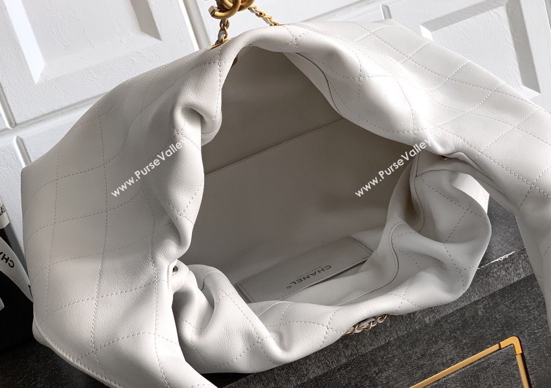 Chanel Quilted Soft Leather Hobo Bag White 2025 CH101101 (yezi-251011007)