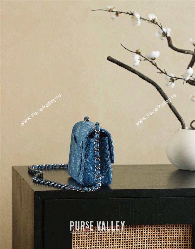 Chanel Denim Classic Mini Flap Handbag Blue 2025 A69900 1010 (yezi-251010097)