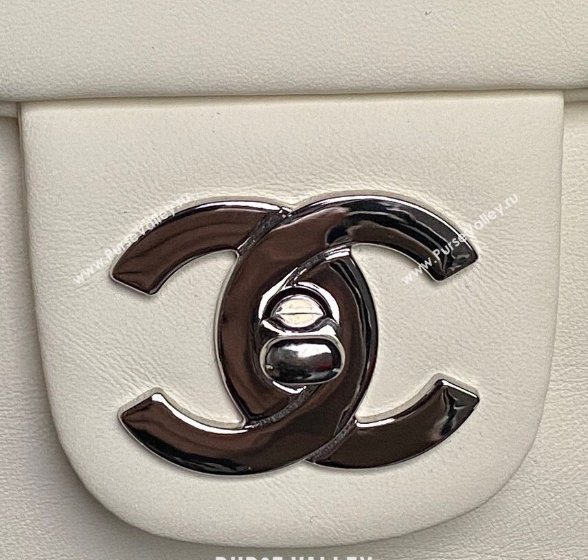 Chanel Printed Leather Vintage Airport Flap Bag A9902 White/Black 2025 (yezi-251009108)