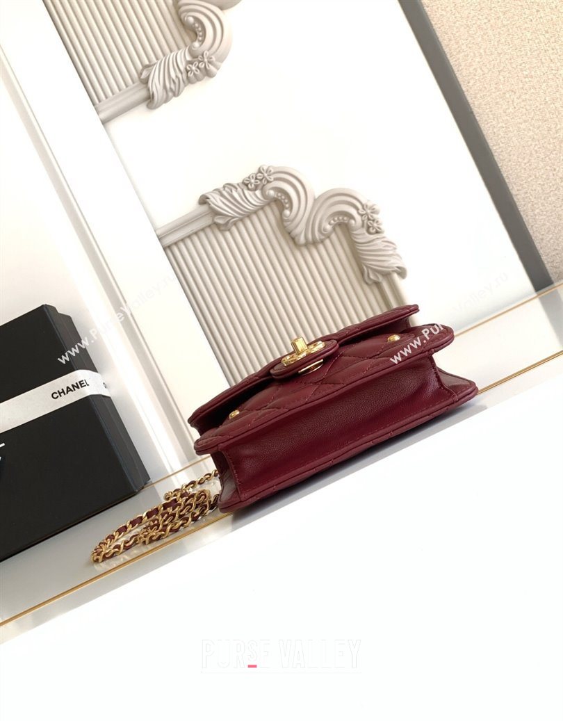 Chanel Shiny Lambskin Clutch with chain and Top Handle Dark Burgundy 2025 AP4675 (yezi-251009086)