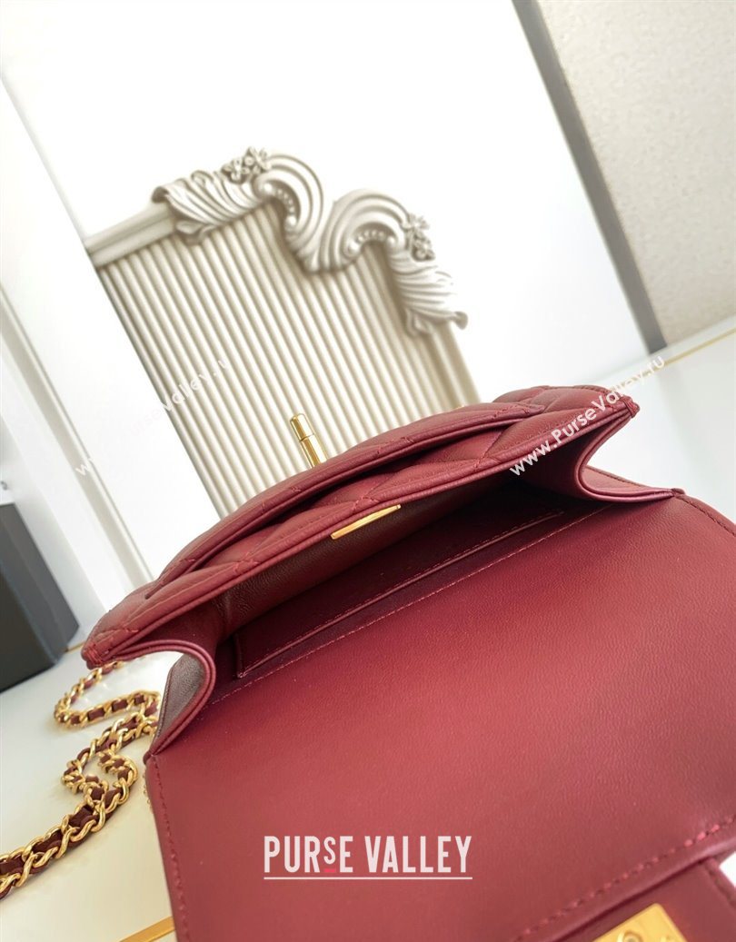 Chanel Shiny Lambskin Clutch with chain and Top Handle Dark Burgundy 2025 AP4675 (yezi-251009086)