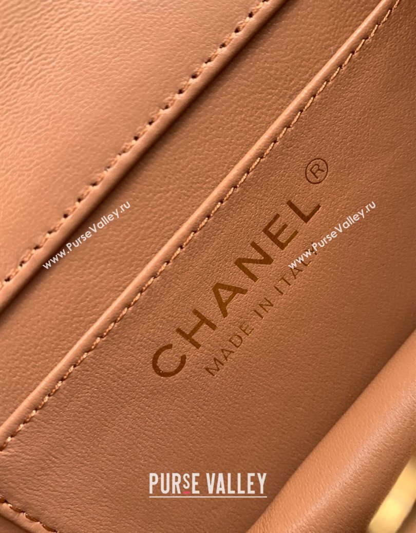 Chanel Shiny Lambskin Clutch with chain and Top Handle Brown 2025 AP4675 (yezi-251009088)