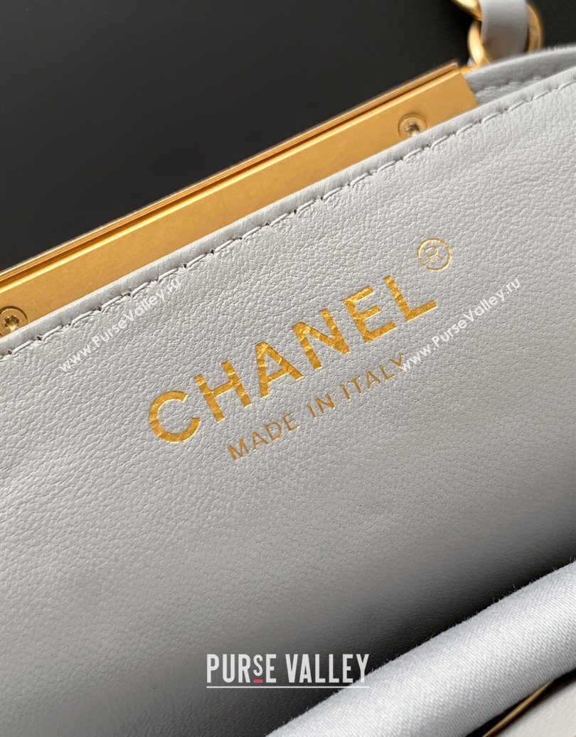 Chanel Quilted Suede Small Flap Handbag Grey 2025 CH101001 (yezi-251010035)