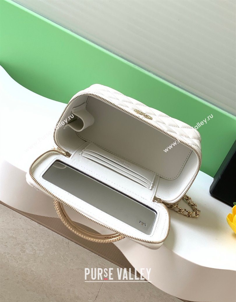 Chanel Lambskin Long Vanity with Chain and Top Handle White 2025 AP4842 (yezi-251010060)