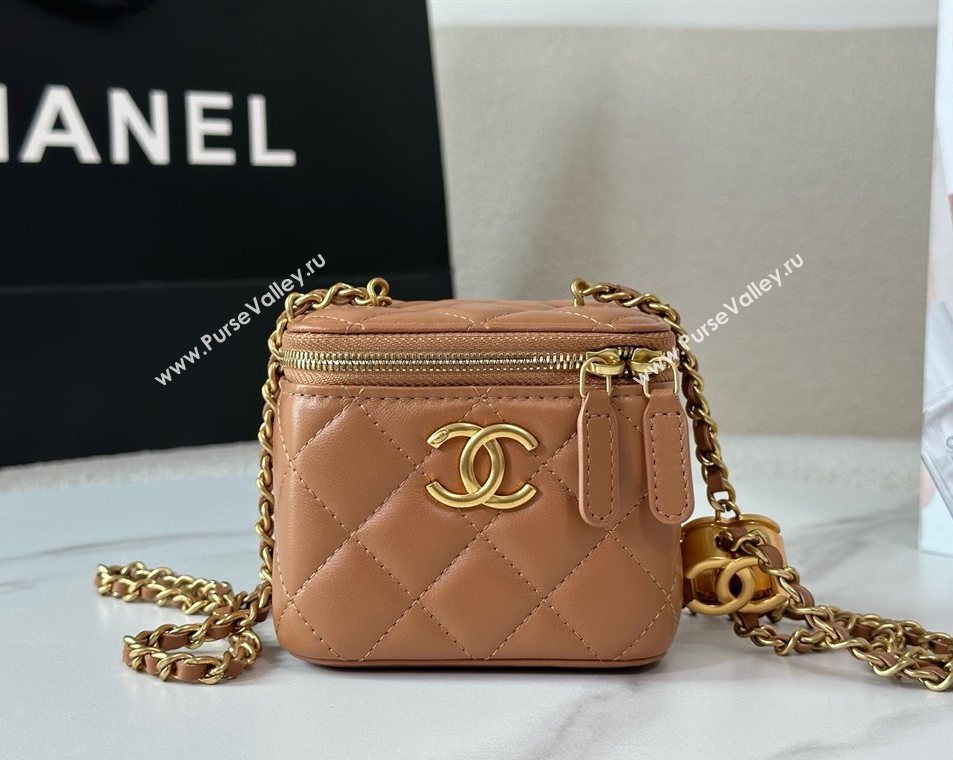 Chanel Lambskin Small Vanity Case with CC Chain Brown 2025 AP3941 (YM-251011095)