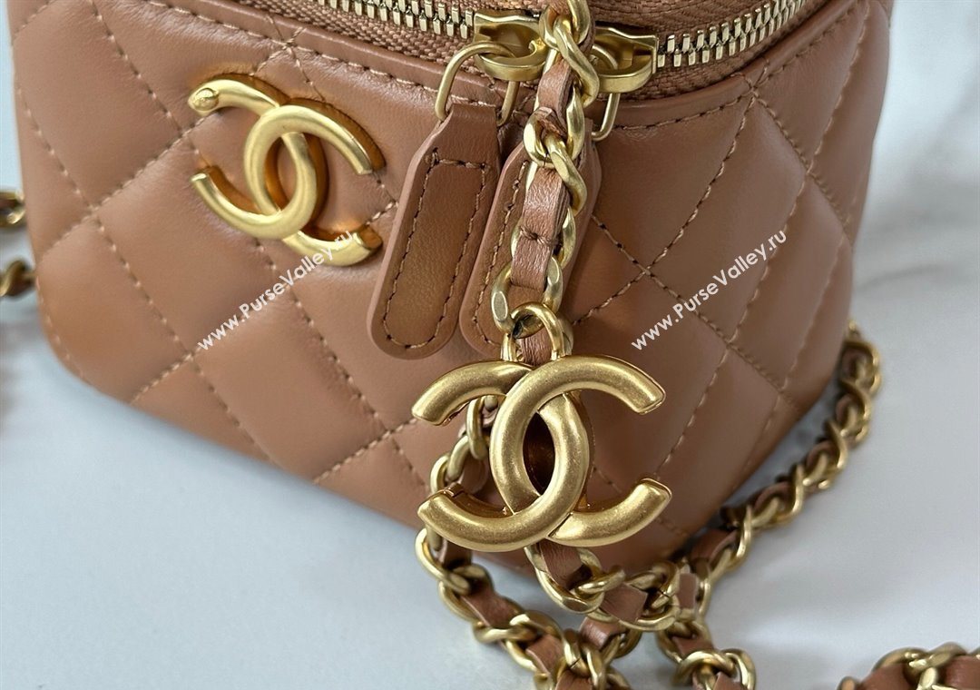Chanel Lambskin Small Vanity Case with CC Chain Brown 2025 AP3941 (YM-251011095)