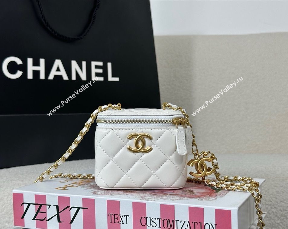 Chanel Lambskin Small Vanity Case with CC Chain White 2025 AP3941 (YM-251011096)