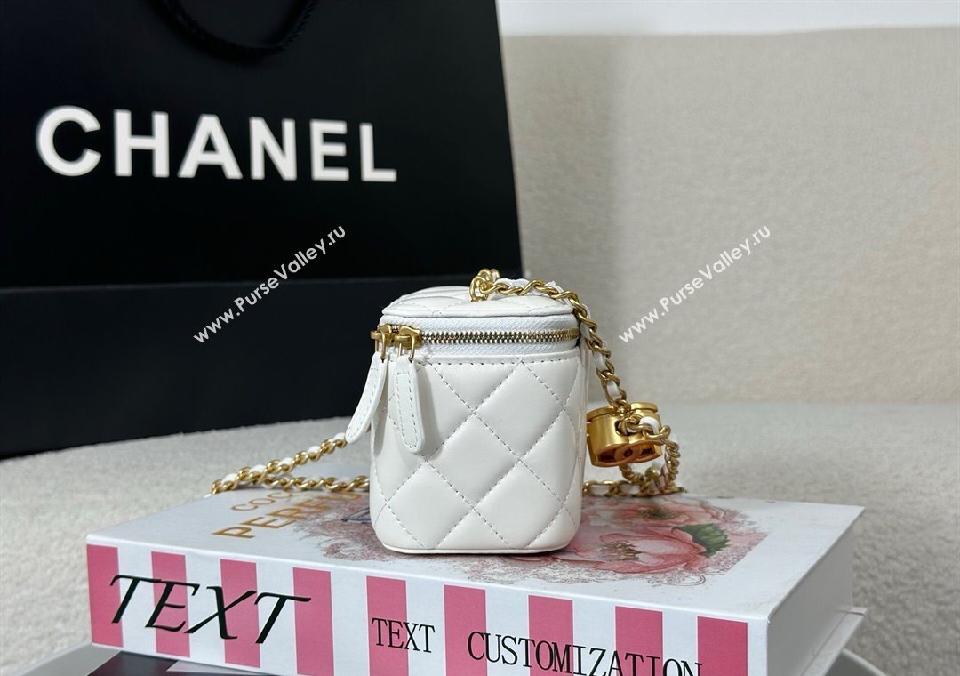 Chanel Lambskin Small Vanity Case with CC Chain White 2025 AP3941 (YM-251011096)