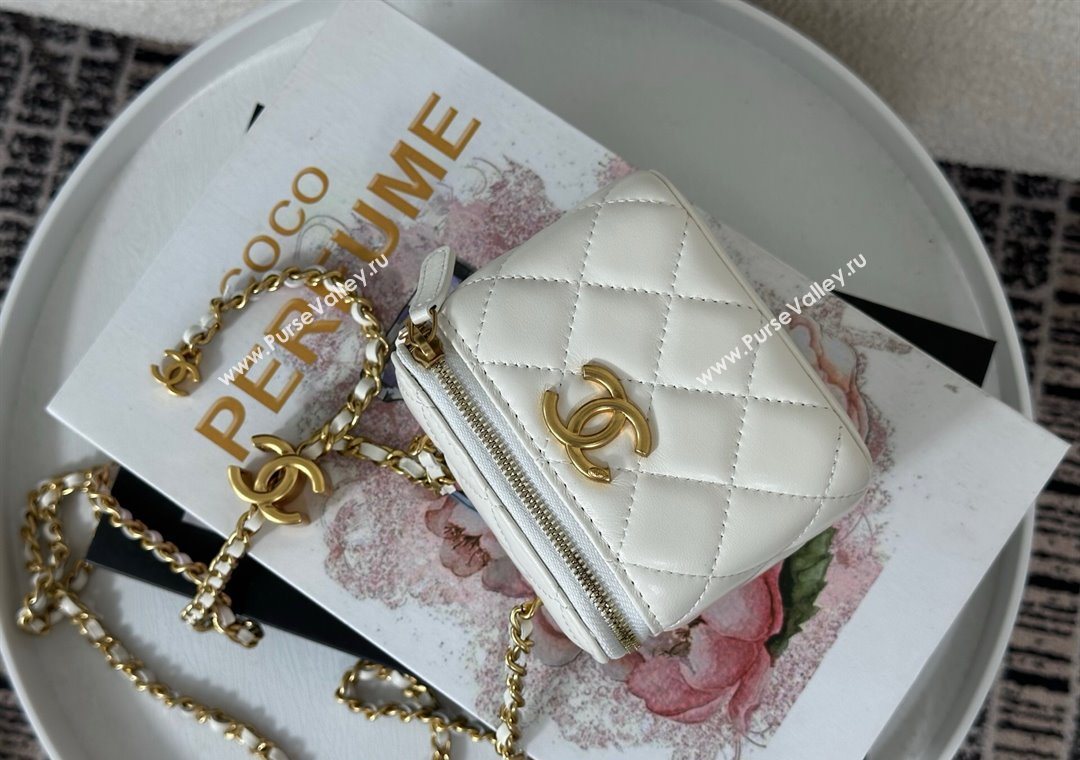 Chanel Lambskin Small Vanity Case with CC Chain White 2025 AP3941 (YM-251011096)