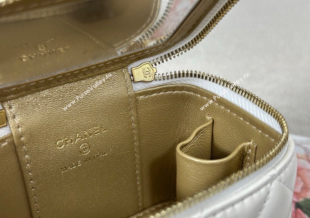 Chanel Lambskin Small Vanity Case with CC Chain White 2025 AP3941 (YM-251011096)