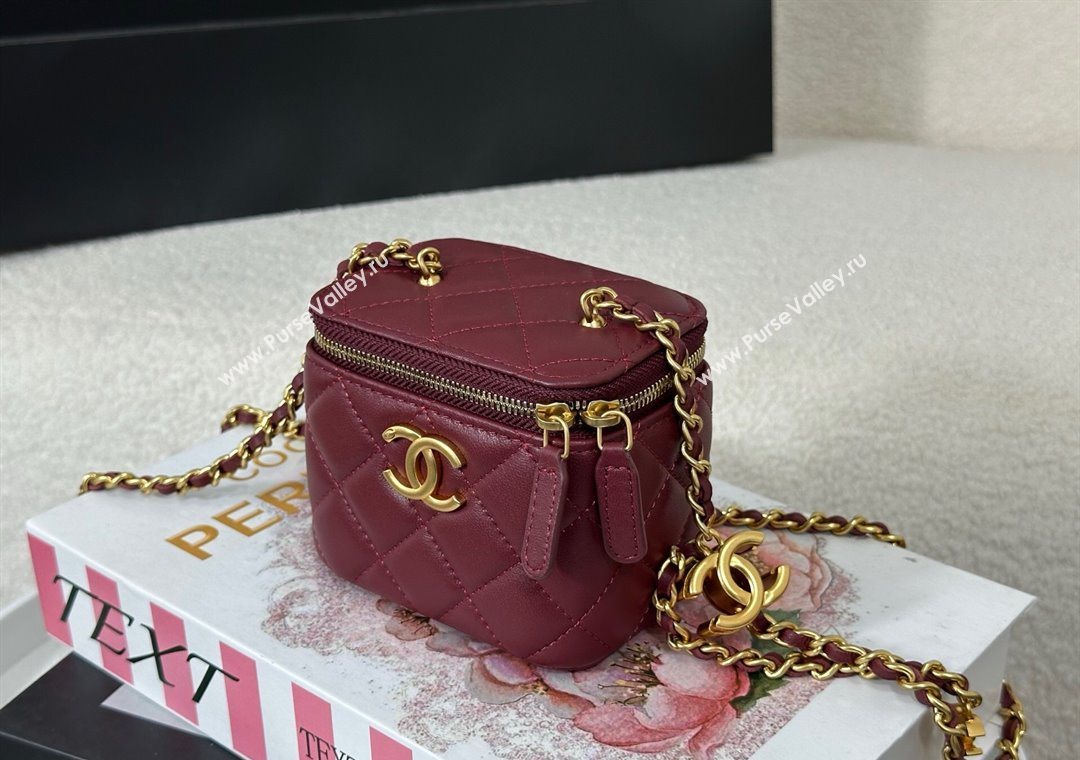 Chanel Lambskin Small Vanity Case with CC Chain Burgundy 2025 AP3941 (YM-251011097)