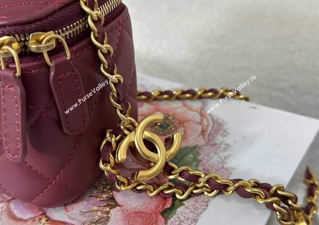 Chanel Lambskin Small Vanity Case with CC Chain Burgundy 2025 AP3941 (YM-251011097)