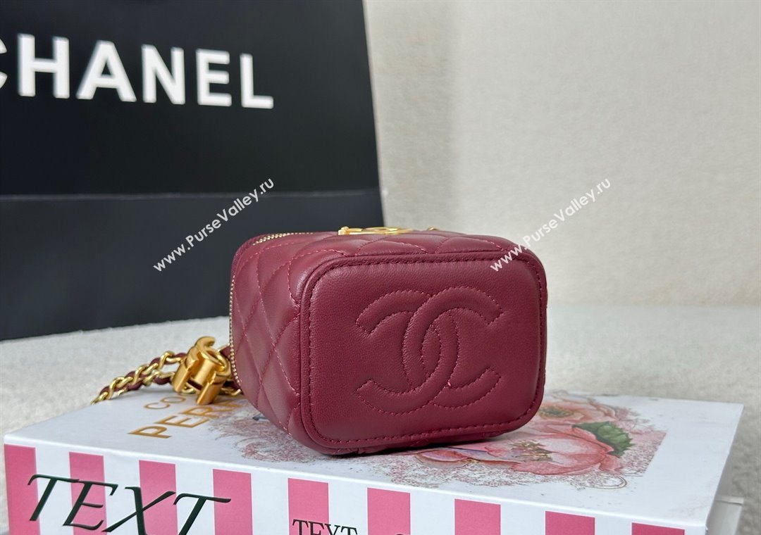 Chanel Lambskin Small Vanity Case with CC Chain Burgundy 2025 AP3941 (YM-251011097)
