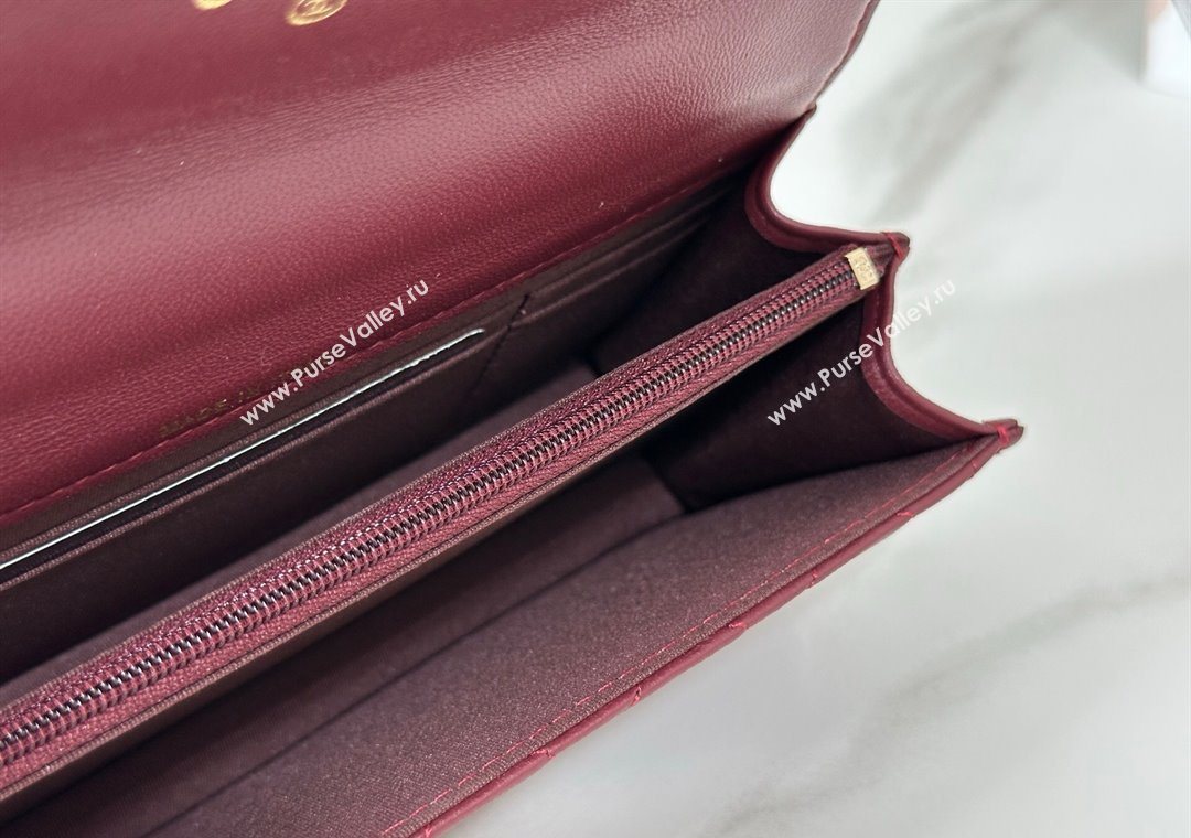 Chanel Lambskin Clutch with Chain and Top Handle Burgundy 2025 AP4831 (YM-251011099)