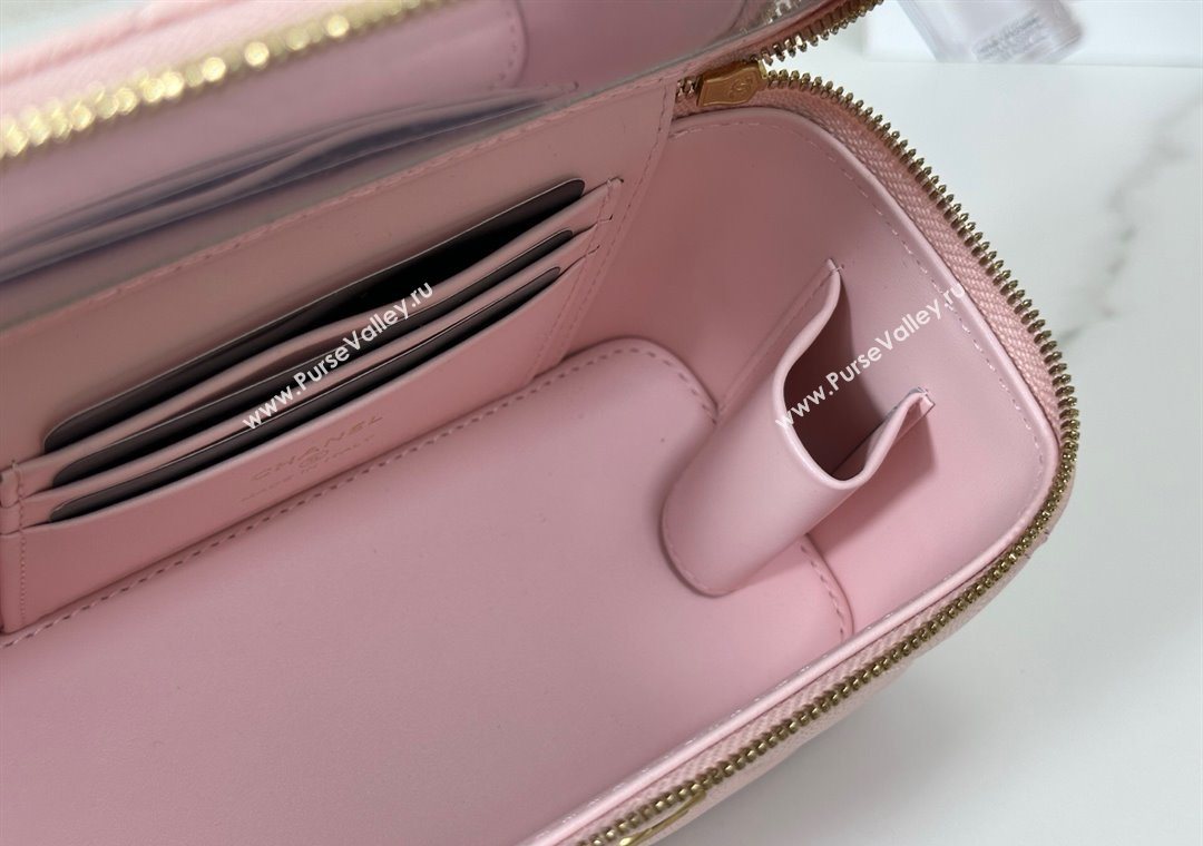 Chanel Grained Shiny Calfskin Long Vanity Case with Chain and Top Handle Light Pink 2025 A96161 (YM-251011080)