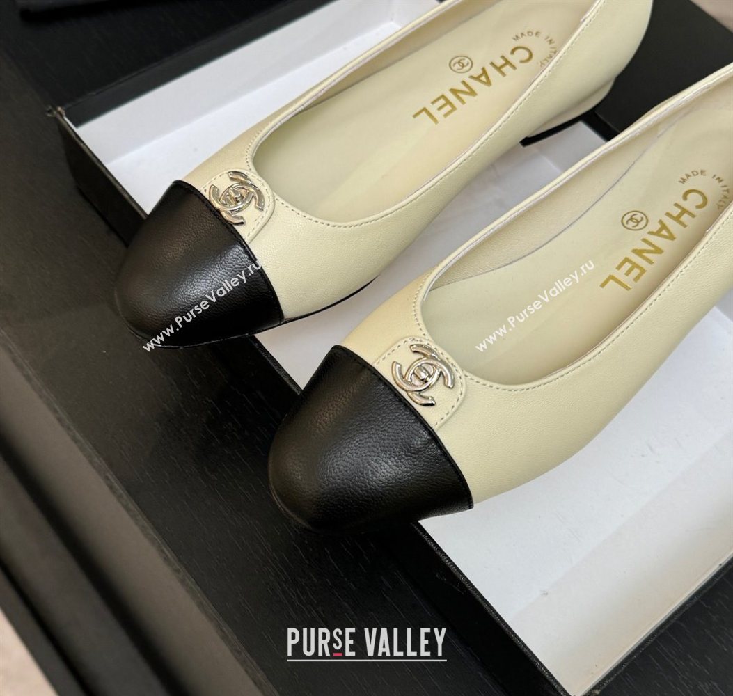 Chanel Lambskin Leather Ballets Flat with CC Tag White 2025 G46441 2 (MD-251103024)