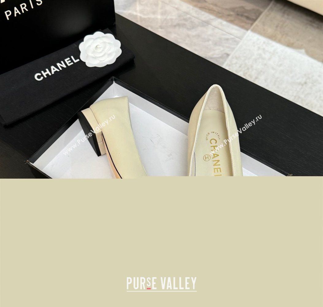 Chanel Lambskin Leather Ballets Flat with CC Tag White 2025 G46441 2 (MD-251103024)