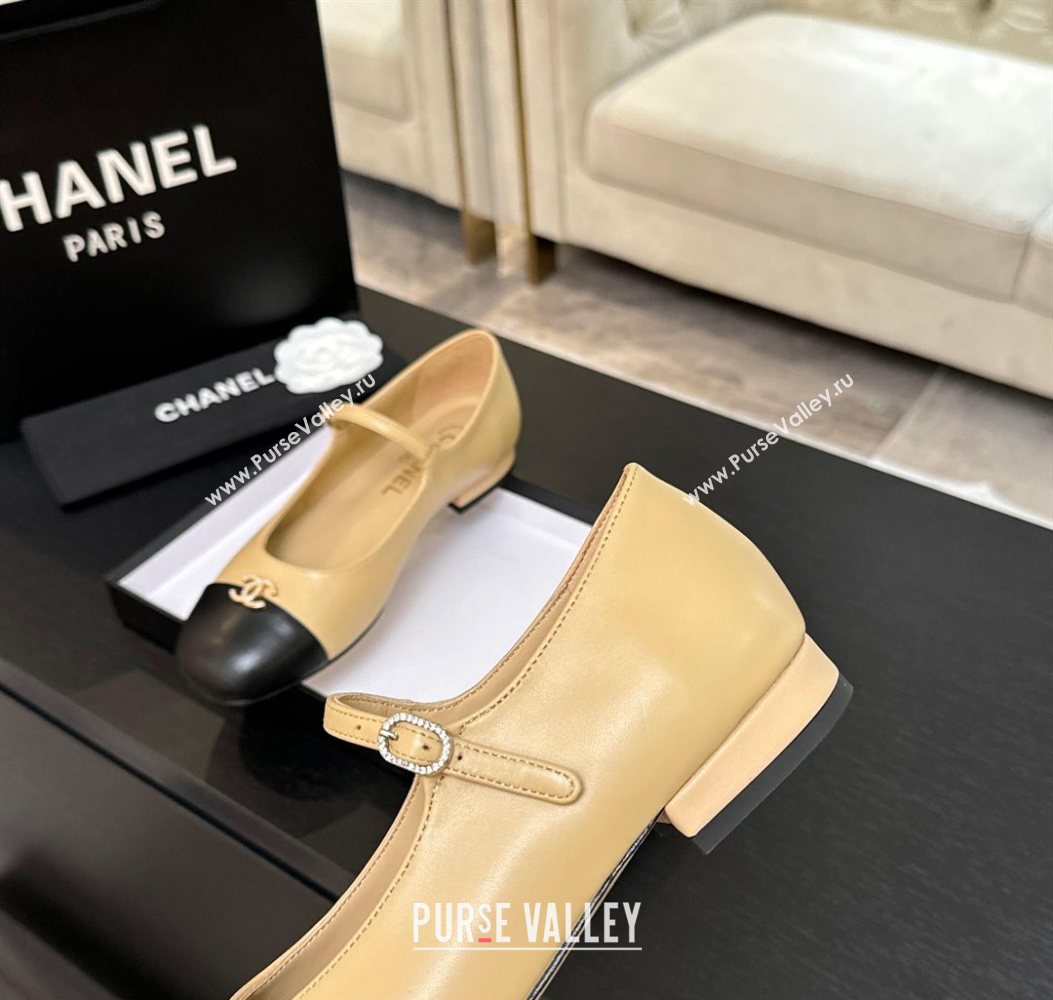 Chanel Lambskin and Calfskin Leather Mary Janes Ballets Flat with Strass CC Beige 2025 CH110301 (MD-251103009)