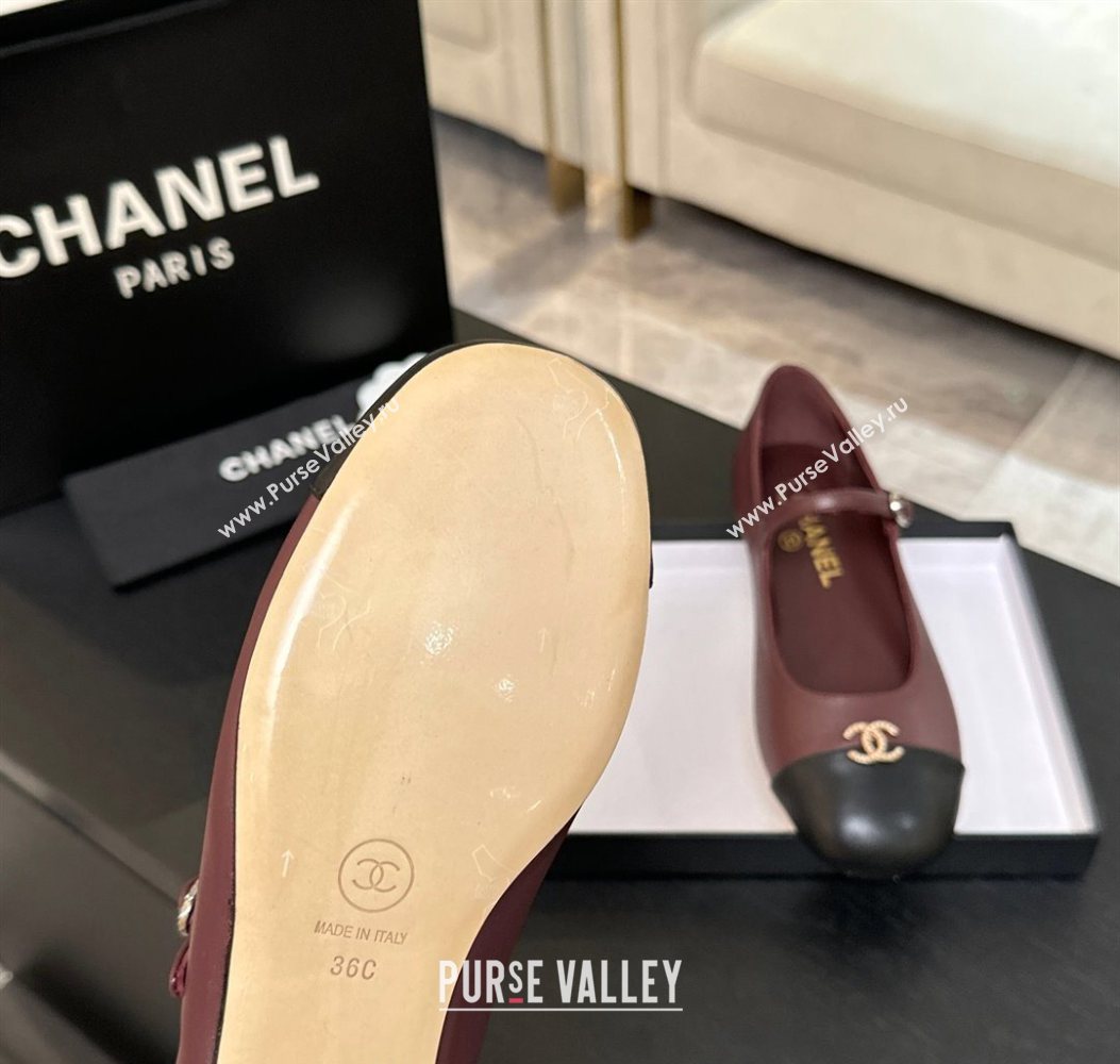 Chanel Lambskin and Calfskin Leather Mary Janes Ballets Flat with Strass CC Burgundy 2025 CH110301 (MD-251103010)