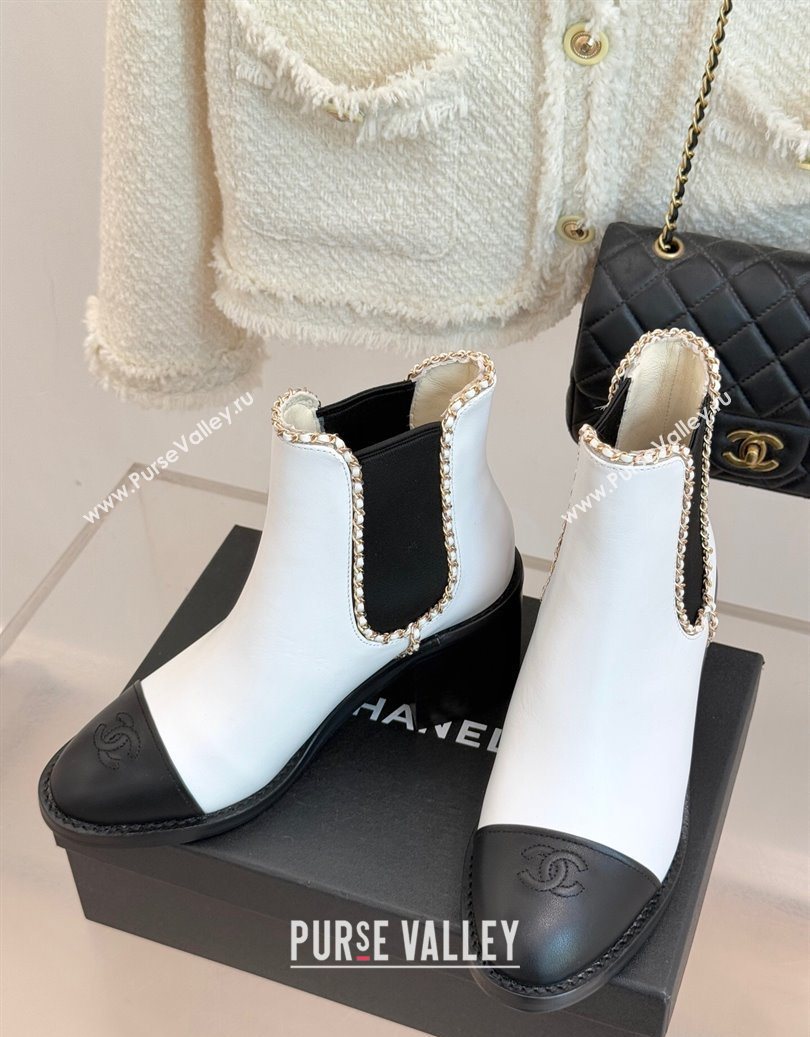 Chanel Calfskin Leather Heel Ankle Boots 5cm with Chain White 2025 CH110402 (MD-251104028)