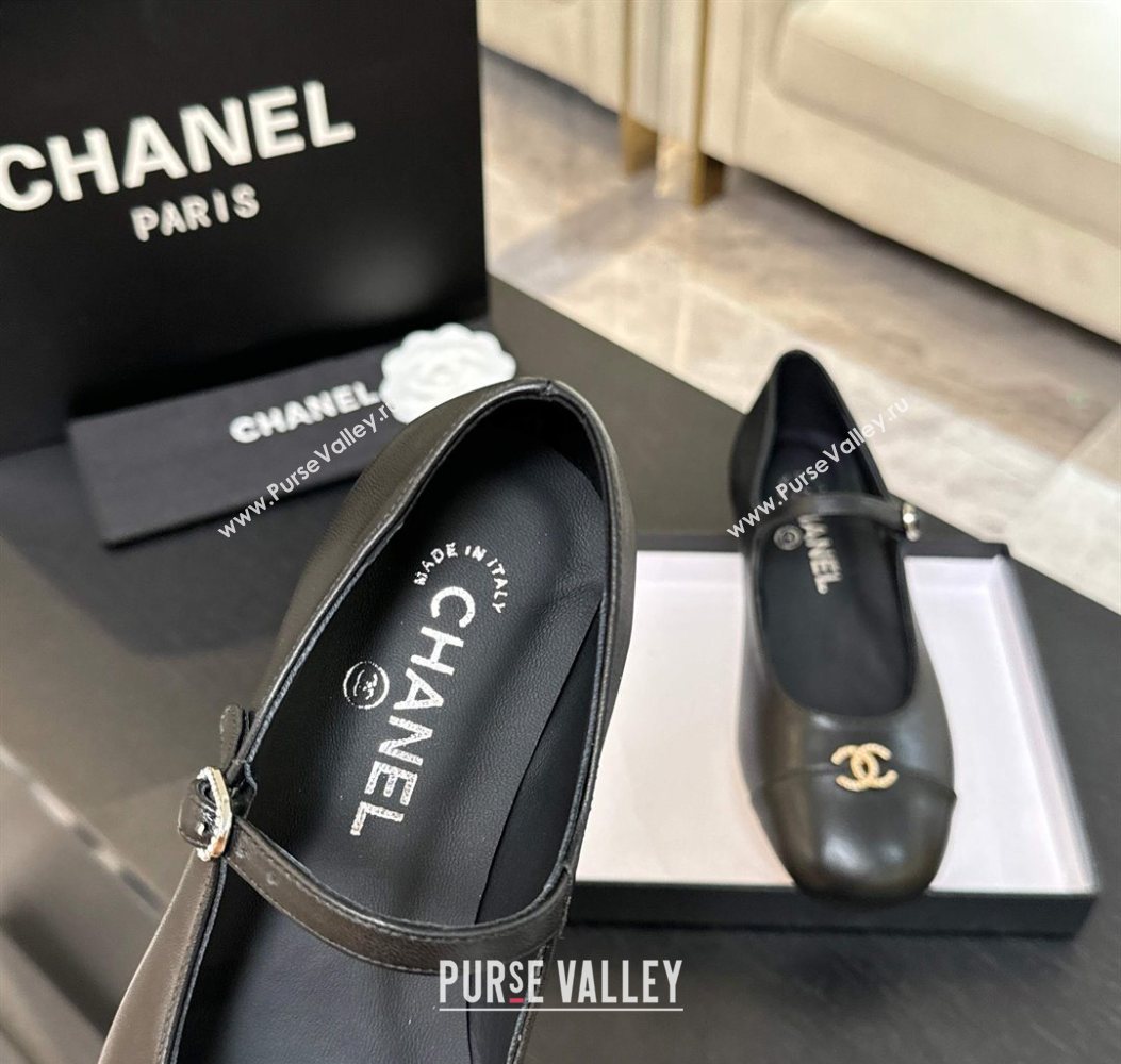 Chanel Lambskin and Calfskin Leather Mary Janes Ballets Flat with Strass CC Black 2025 CH110301 (MD-251103012)