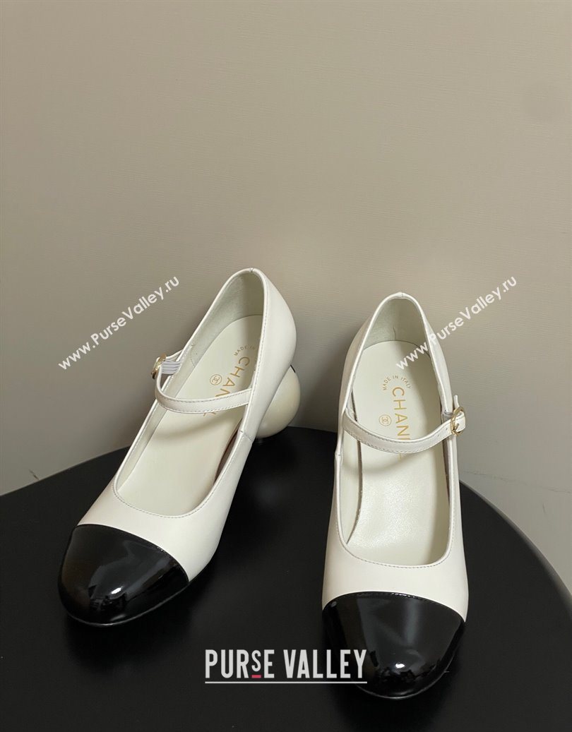Chanel Lambskin - Patent Calfskin Pearls Mary Janes Pumps 7cm White 2025 G46775 (MD-251103079)