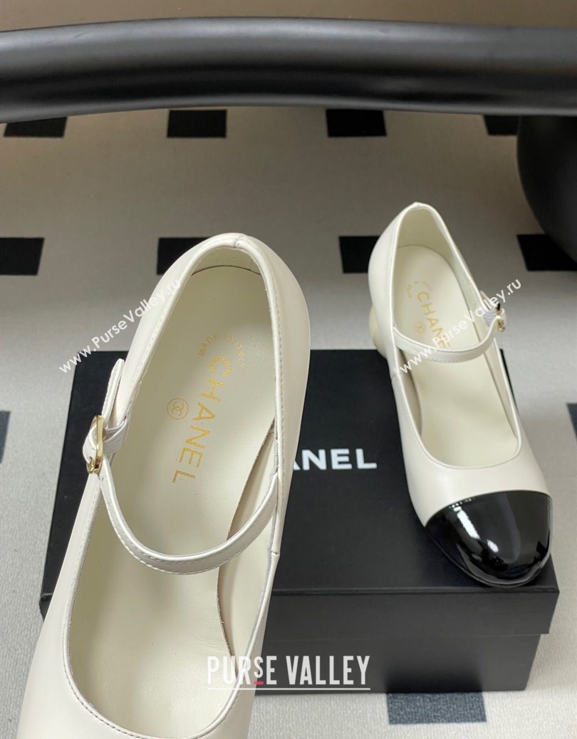 Chanel Lambskin - Patent Calfskin Pearls Mary Janes Pumps 7cm White 2025 G46775 (MD-251103079)