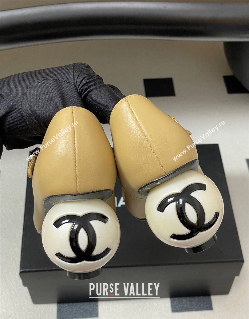 Chanel Lambskin - Patent Calfskin Pearls Mary Janes Pumps 7cm Beige 2025 G46775 (MD-251103080)