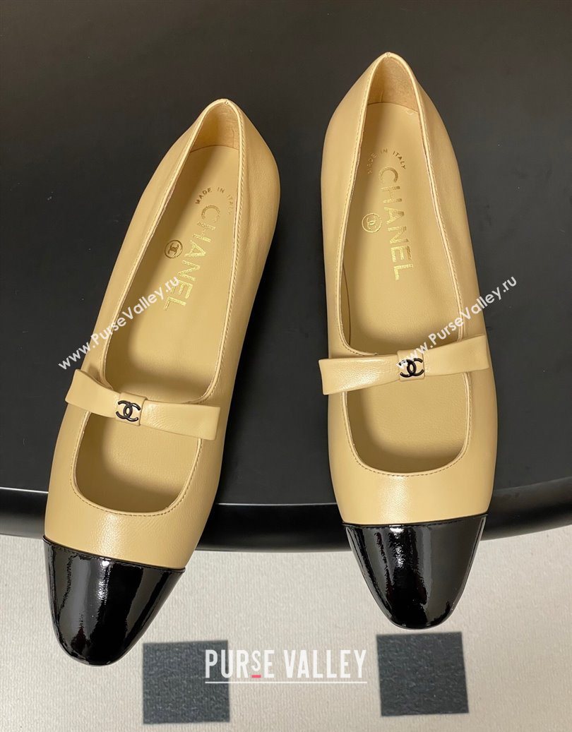 Chanel Lambskin and Patent Leather Mary Janes Ballet Flats with Bow Beige 2025 CH110302 (MD-251103068)
