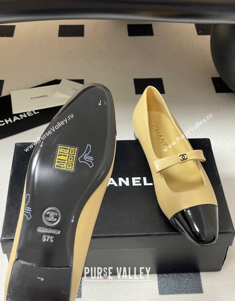 Chanel Lambskin and Patent Leather Mary Janes Ballet Flats with Bow Beige 2025 CH110302 (MD-251103068)
