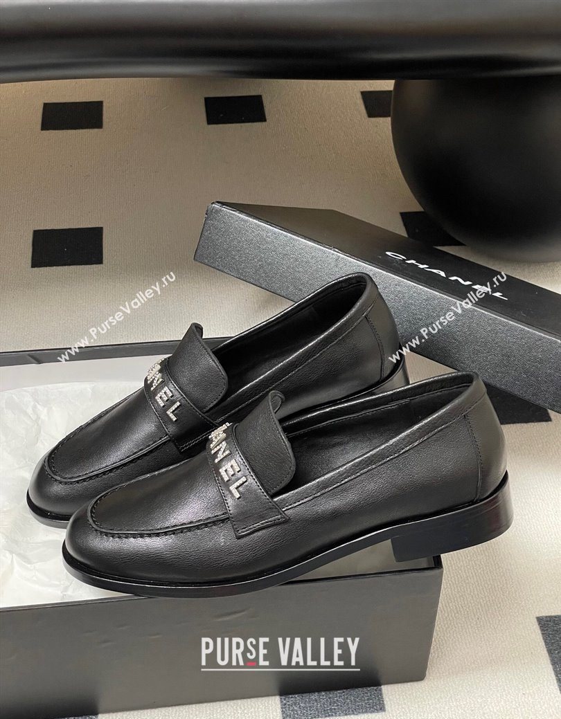 Chanel Calfskin Leather Loafers with Letters Strap Black 2025 CH103102 (MD-251031097)