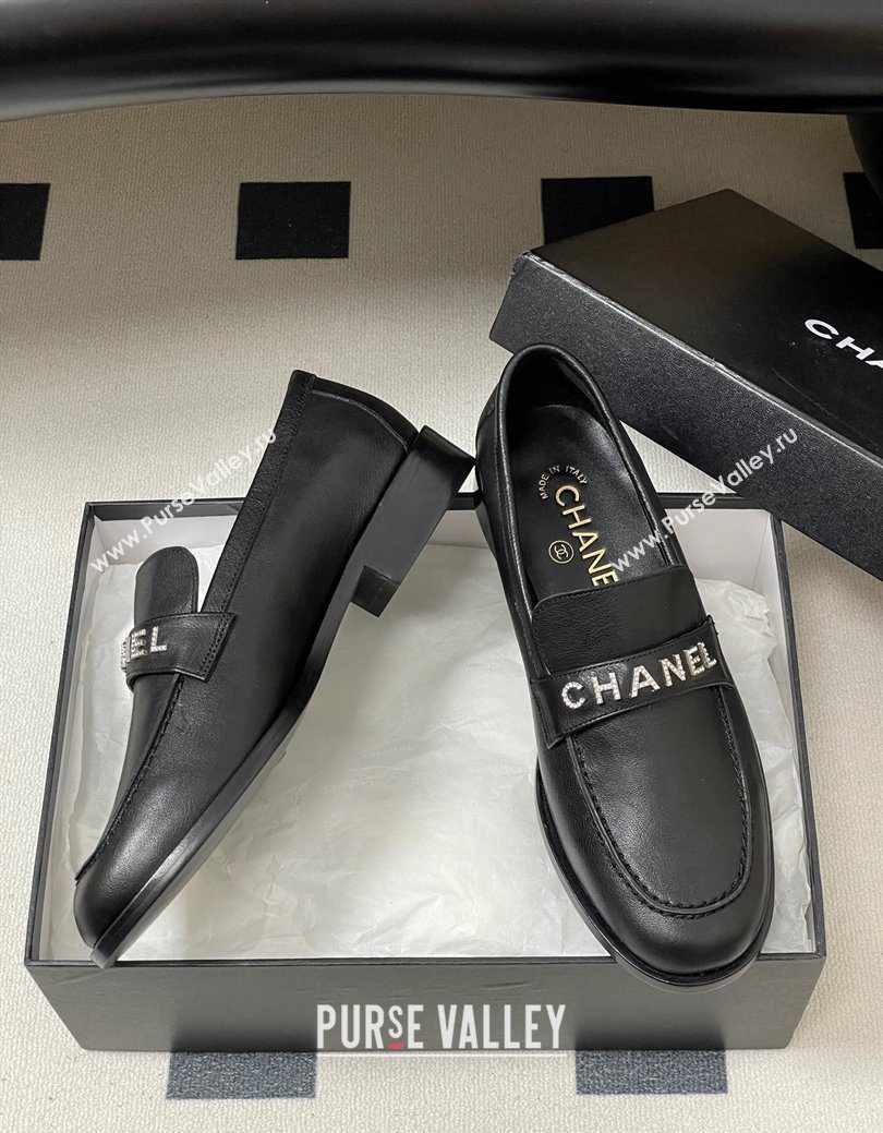 Chanel Calfskin Leather Loafers with Letters Strap Black 2025 CH103102 (MD-251031097)