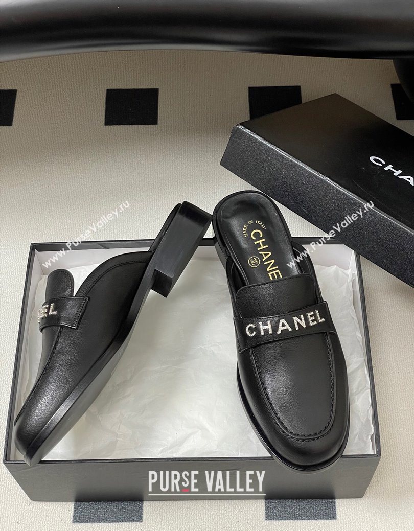 Chanel Calfskin Leather Flat Mules with Letters Strap Black 2025 CH103102 (MD-251031101)