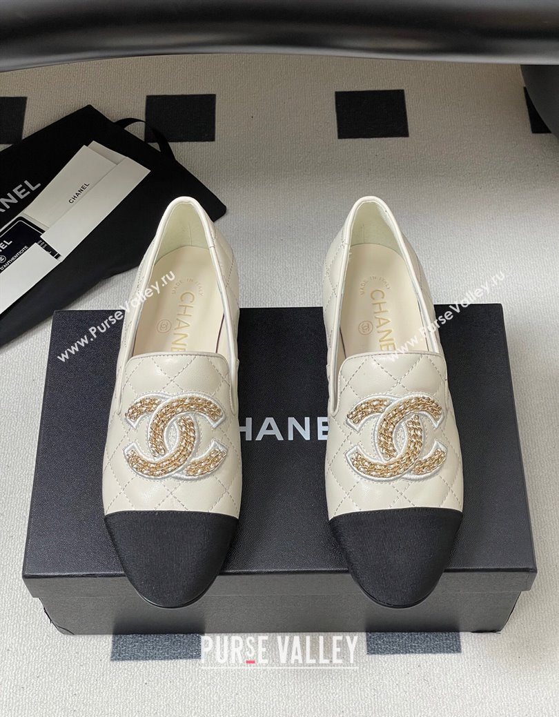 Chanel Lambskin Leather Flat Loafers with Chain CC White 2025 CH103103 (MD-251031106)