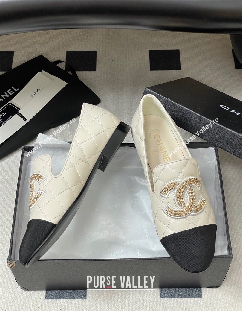 Chanel Lambskin Leather Flat Loafers with Chain CC White 2025 CH103103 (MD-251031106)