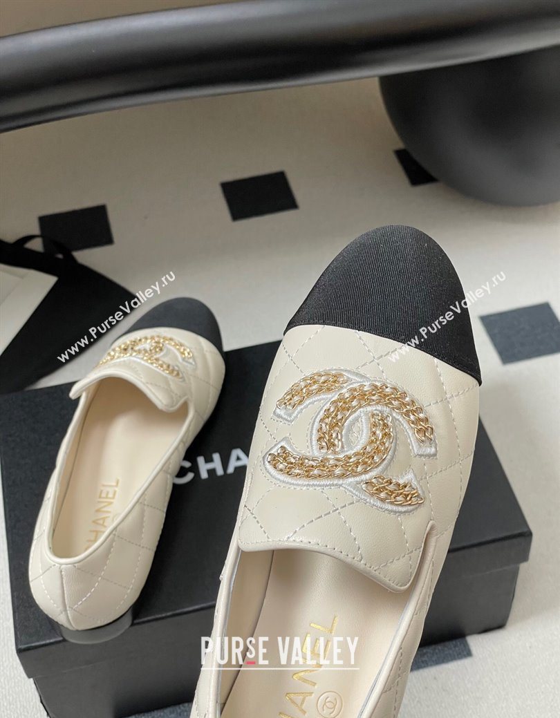 Chanel Lambskin Leather Flat Loafers with Chain CC White 2025 CH103103 (MD-251031106)