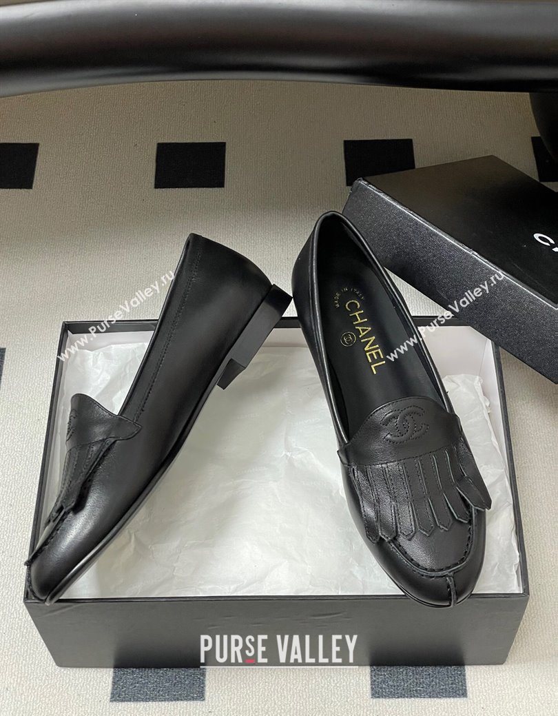 Chanel Calfskin Leather Flat Loafers with Tassel Black 2025 CH103104 (MD-251031108)