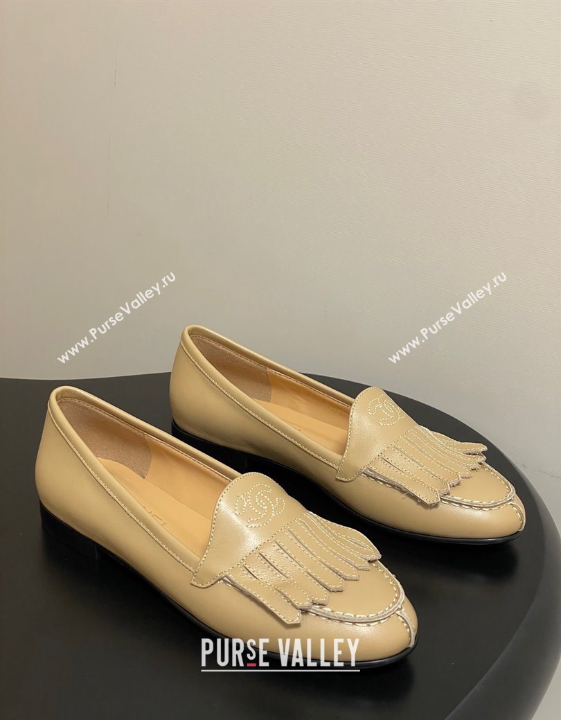Chanel Calfskin Leather Flat Loafers with Tassel Beige 2025 CH103104 (MD-251031110)