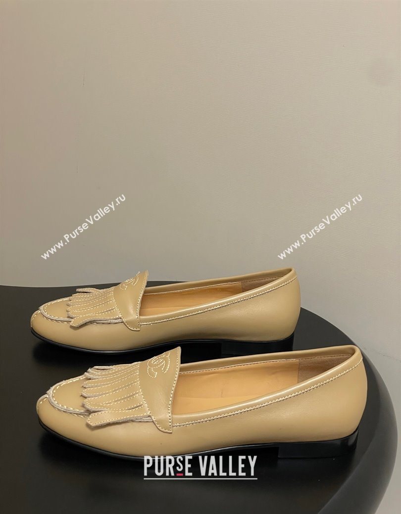 Chanel Calfskin Leather Flat Loafers with Tassel Beige 2025 CH103104 (MD-251031110)
