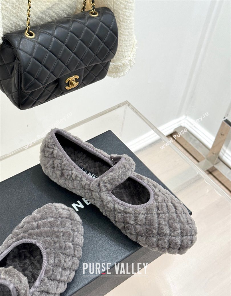 Chanel Quilted Wool Mary Janes Ballets Flat Grey 2025 CH110301 (MD-251103059)