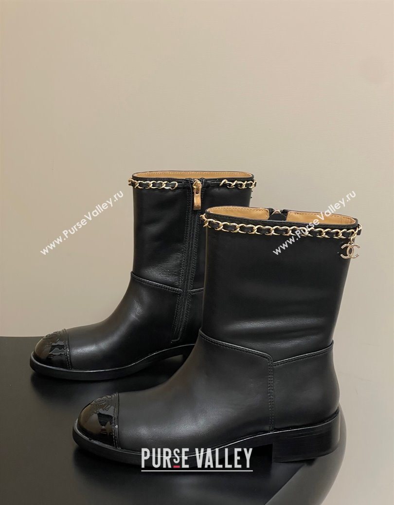 Chanel Calfskin and Patent Leather Flat Ankle Boots 3.5cm with Chain Black 2025 CH110403 (MD-251104030)