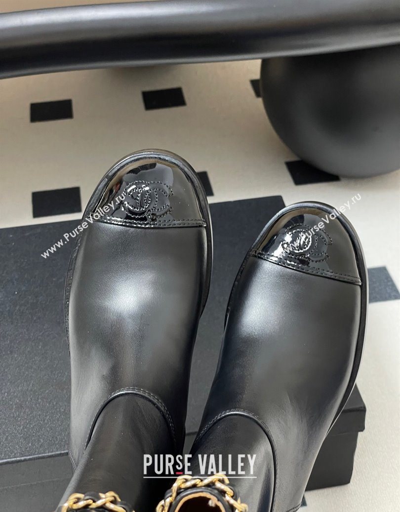 Chanel Calfskin and Patent Leather Flat Ankle Boots 3.5cm with Chain Black 2025 CH110403 (MD-251104030)