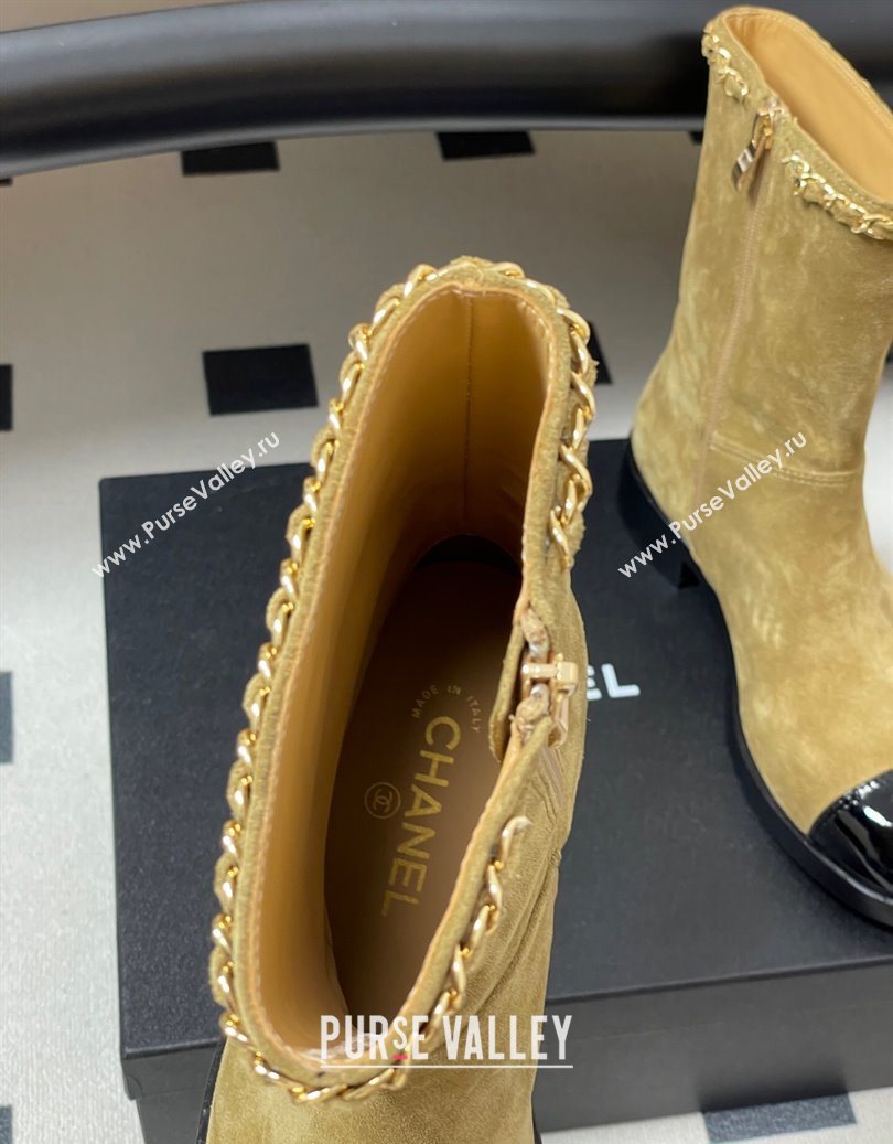 Chanel Suede and Patent Leather Flat Ankle Boots 3.5cm with Chain Beige 2025 CH110403 (MD-251104031)