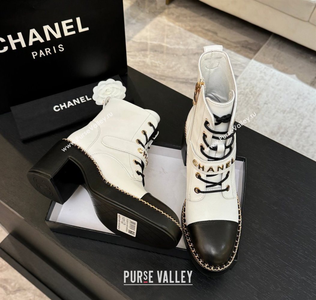 Chanel Calfskin Leather Laced-up Ankle Boots with Chain White 2025 CH110405 (MD-251104036)