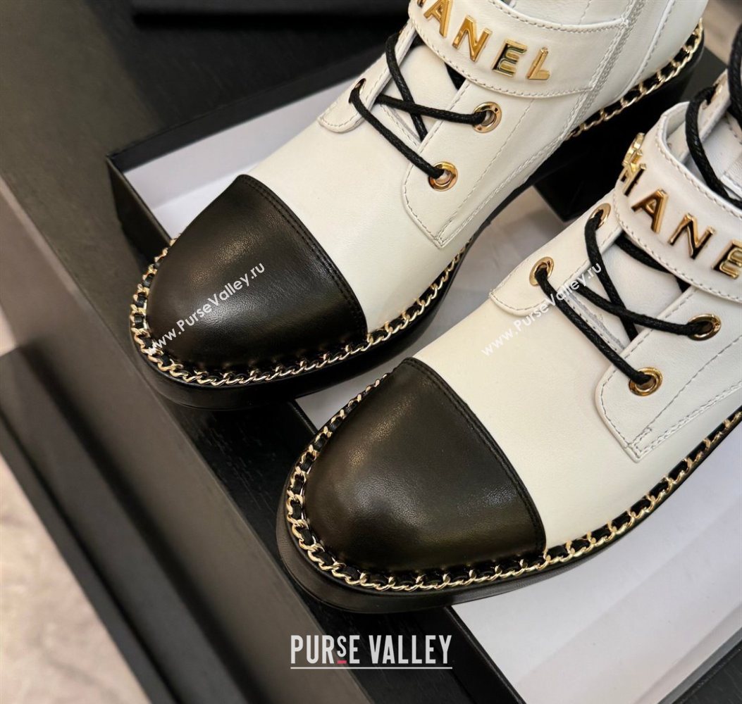 Chanel Calfskin Leather Laced-up Ankle Boots with Chain White 2025 CH110405 (MD-251104036)