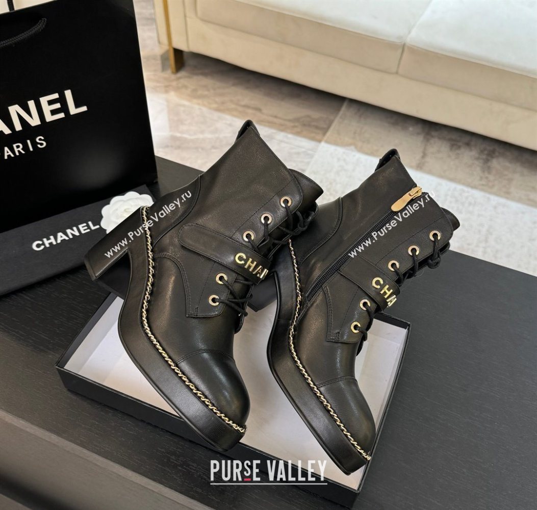 Chanel Calfskin Leather Laced-up Ankle Boots with Chain Black 2025 CH110405 (MD-251104038)
