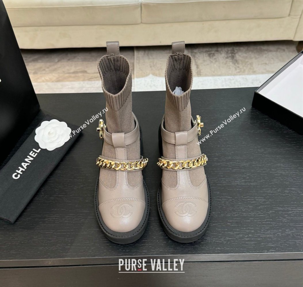 Chanel Knit Calfskin Leather Ankle Boots with Chain Grey 2025 CH110406 (MD-251104041)