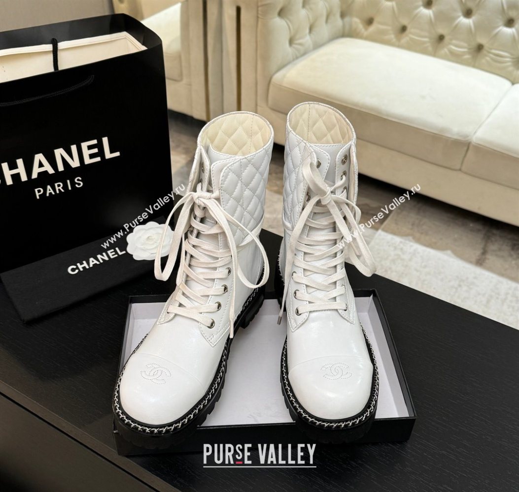 Chanel Lambskin and Quilted Leather Laced-up Ankle Boots 5cm with Chain White 2025 CH11030320 (MD-251103139)